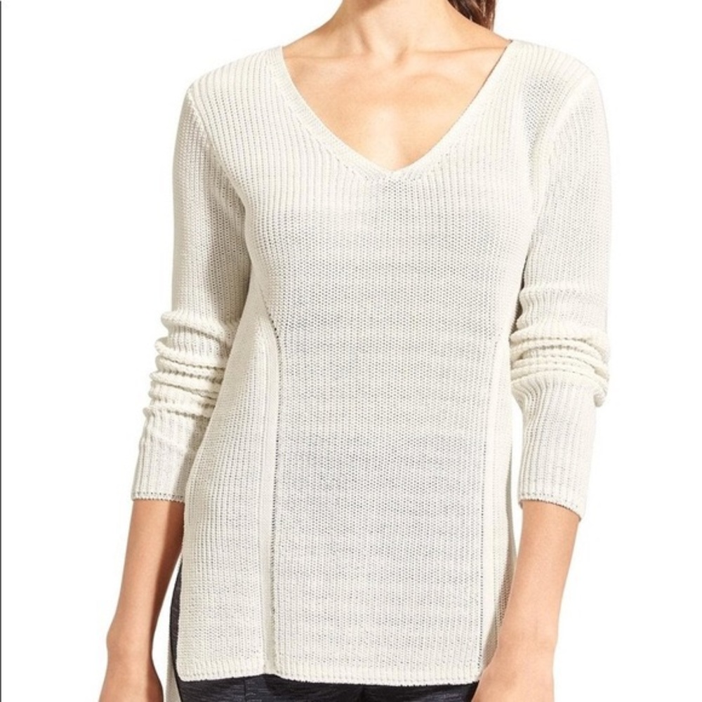ATHLETA top